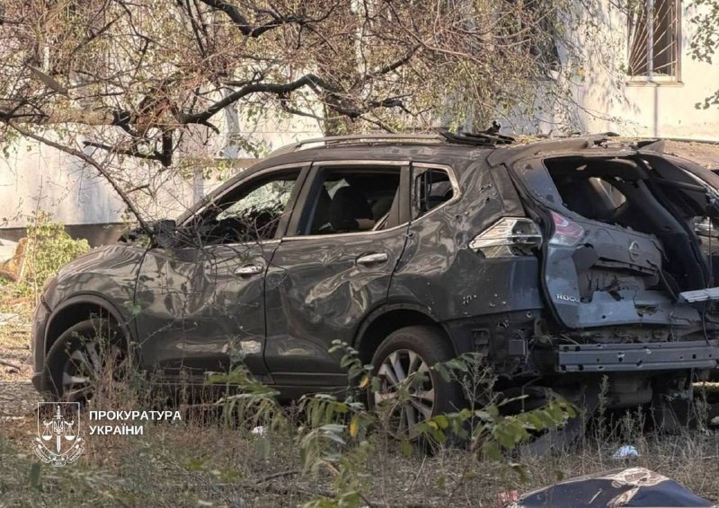 ❗️Ukrainian drones struck the Rostov-on-Don North military airbase overnight, triggering an explosion and a large fire, with secondary detonations reported.