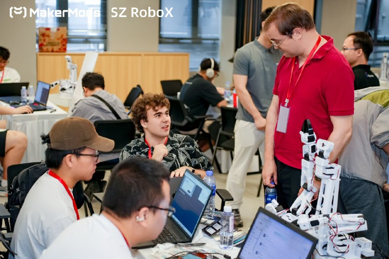 周末的机器人Hackathon我代表RWKV赞助了一台3D打印机下午看看冠军归属😆周末的机器人Hackathon我代表RWKV赞助了一台3D打印机下午看看冠军归属😆