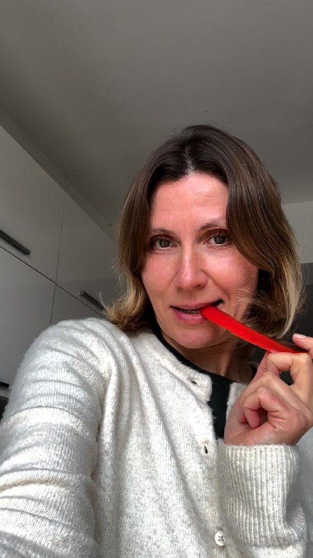 Ну что, про «чудо-коллаген» я вам рассказала.