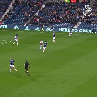 😮💨💥 GoalOfTheDay אשלי בארנס נגד ווסט ברום (2018)