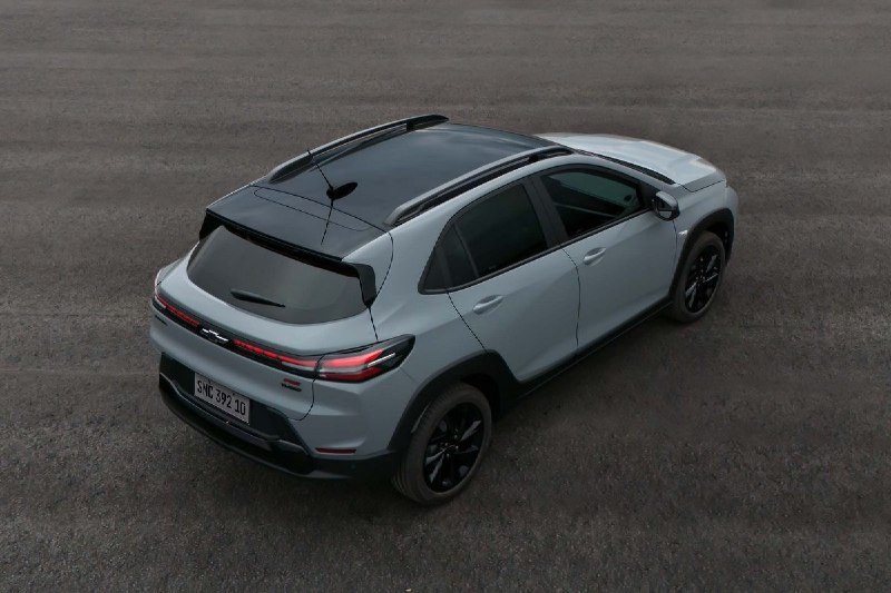 Chevrolet представил кроссовер Sonic на базе Onix 2