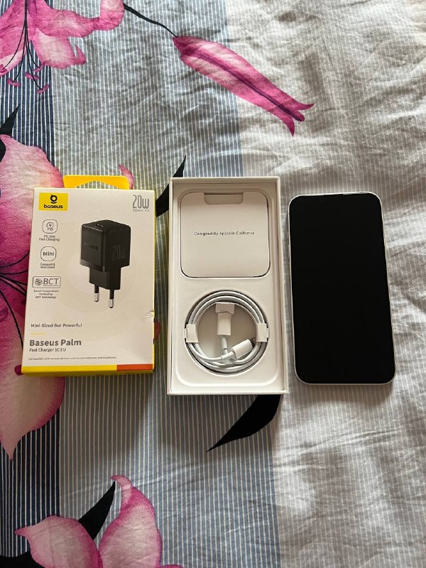 iPhone 14 (White) 128GB — фото 1