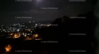 ️🇱🇧🇮🇱 צילומים המציגים הפגזה ארטילרית ישראלית ללא הפסקה מעל עלי אל טאהר, דרום לבנון.