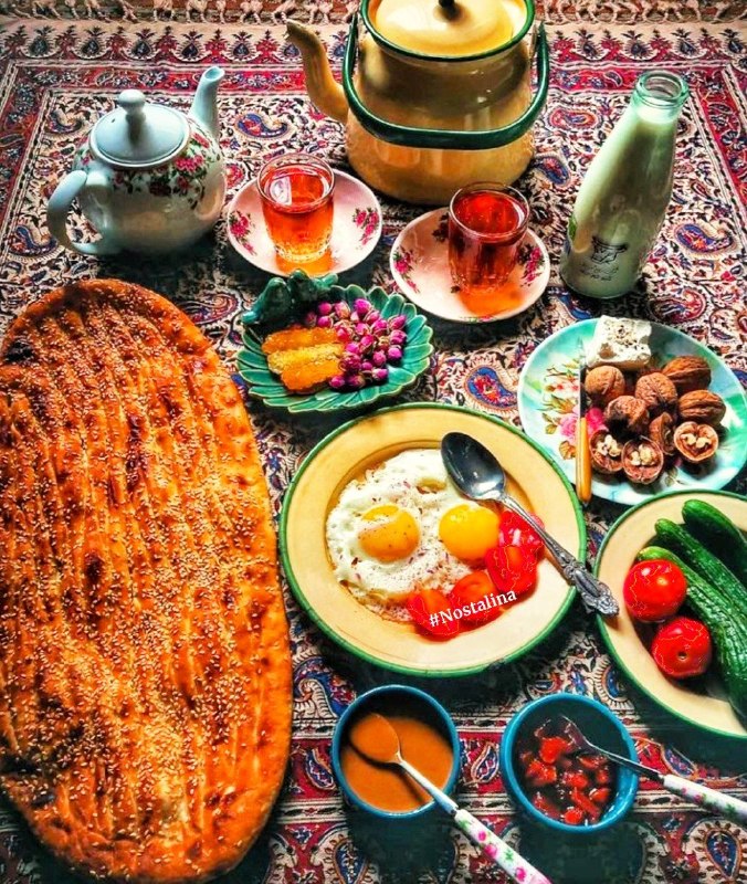 خنده پاره: هر طلوع و غروبی که میگذرد ،نشان از گذر عمر دارد..لحظه لحظه را دریاب تا که با نگاه به گذشته و عبور از حال نرنجی و به امید