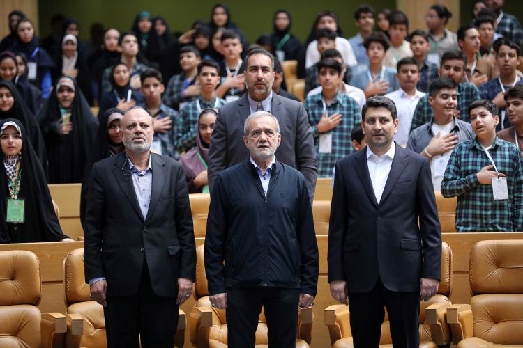 🇮🇷پایگاه اطلاعرسانی دولت ـ پاد: 📸همایش «ایران دیجیتال» با حضور رئیسجمهور پزشکیان🔹همایش «ایران دیجیتال»، صبح دوشنبه ۲۶ مرداد ۱۴۰۵، با حضور رئیسجمهور پز