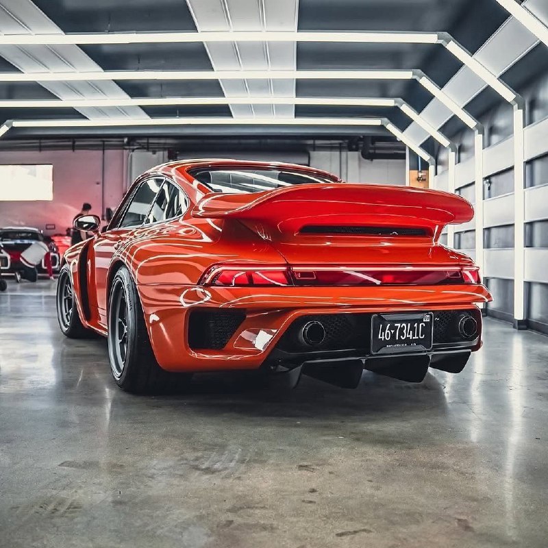 Porsche 911 Remastered by Gunther Werks 3