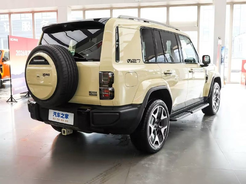 В Китае вышел «убийца Defender» — Chery iCar V27. Гибридный внедорожник скоро приедет в Россию под б 4