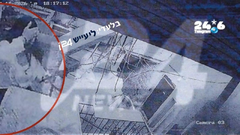 🇮🇱 בלעדי: התיעוד של שילת חוטה יוצאת מהדירה אחרי רצח בניהו רזי ומחזיקה את הראש בהלם. שעות אחר כך, בחדר החק…