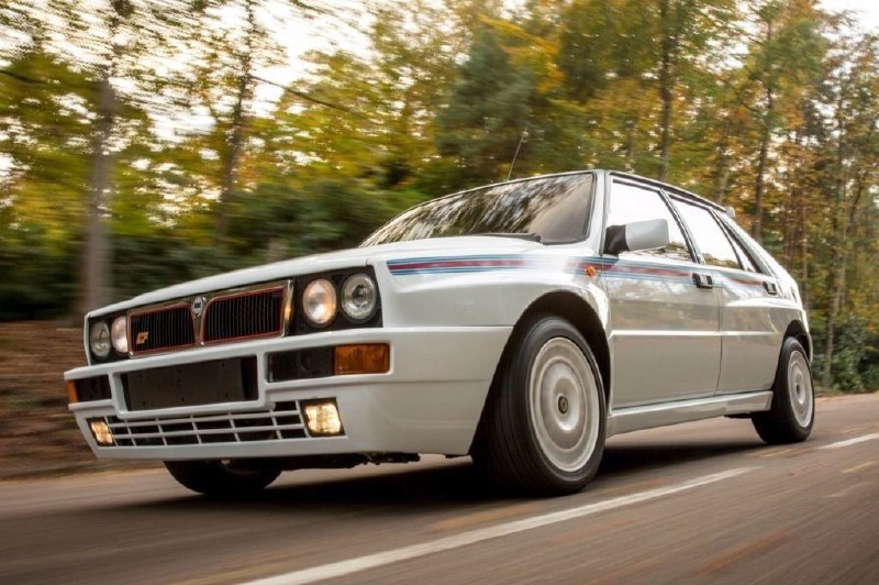 Lancia Delta HF Integrale Evoluzione "Martini 5" (831) 4