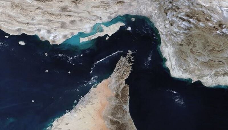 Ship accident in the Strait of Hormuz The British Maritime Trade Operations Organization reported that a ship had an accident leaving the Strait of Hormuz. Al Jazeera, citing a report by the British Maritime Trade Operations Organization (UKMTO), announced that an oil tanker in the Strait of Hormuz was hit by an unknown stick and caught fire.