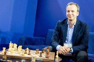 ⚡️FIDE под руководством Аркадия Дворковича отстранила Россию от членства в организации. Ранее спортивный суд требовал от РФ прекратить деятельность на «новых территориях»Международная шахматная федерация (FIDE) уведомила Федерацию шахмат России (ФШР) о при