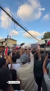 אווירת חמאס בחאן יונס, דרומית לרצועת עזה, תוך כדי עידוד לנבחרת מצרים במשחקה מול ארגנטינה.