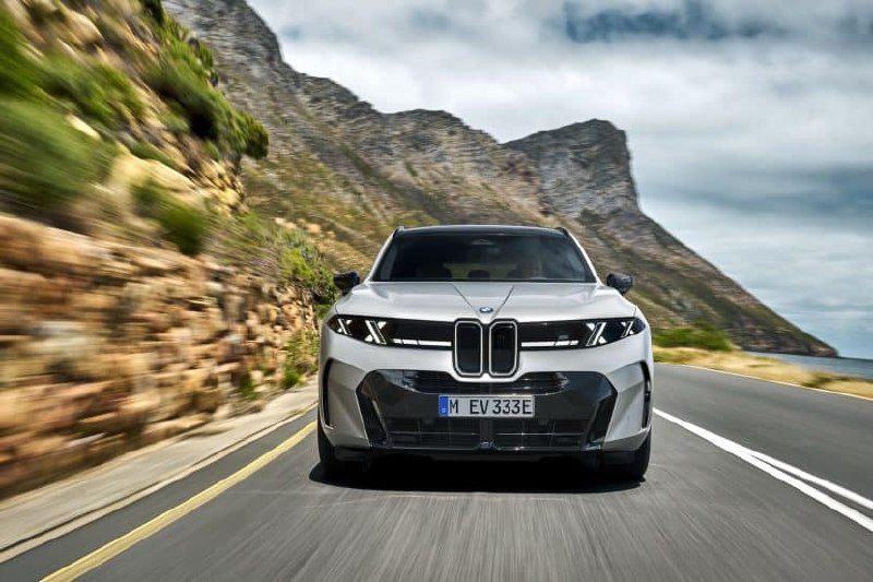 V8 в новом X5 — не слухи, а официально. BMW подтвердила: в 2027 году выйдет M Pe