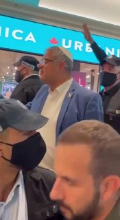 בן גביר ראש מפלגת עוצמה יהודית בעיר נתניה: "כולם זוממים להפיל אותנו, הם לא רוצים אותי. לך תצביע! ".