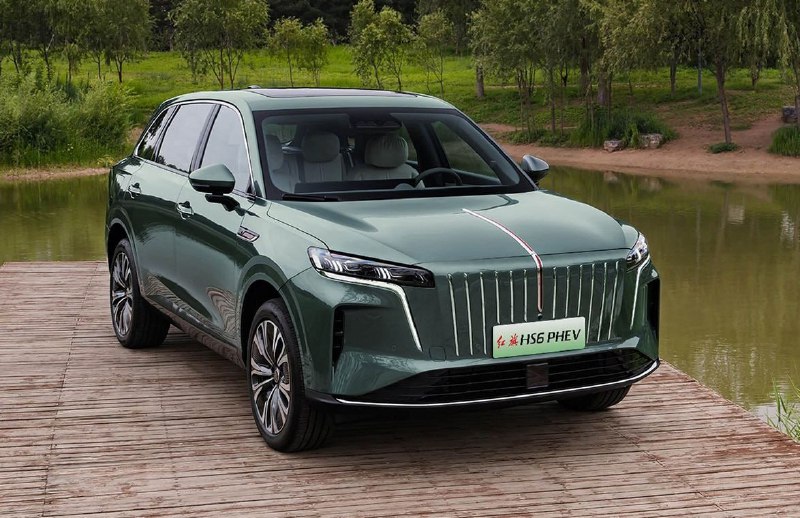 Hongqi HS6 — гибрид с запасом хода более 2 300 км