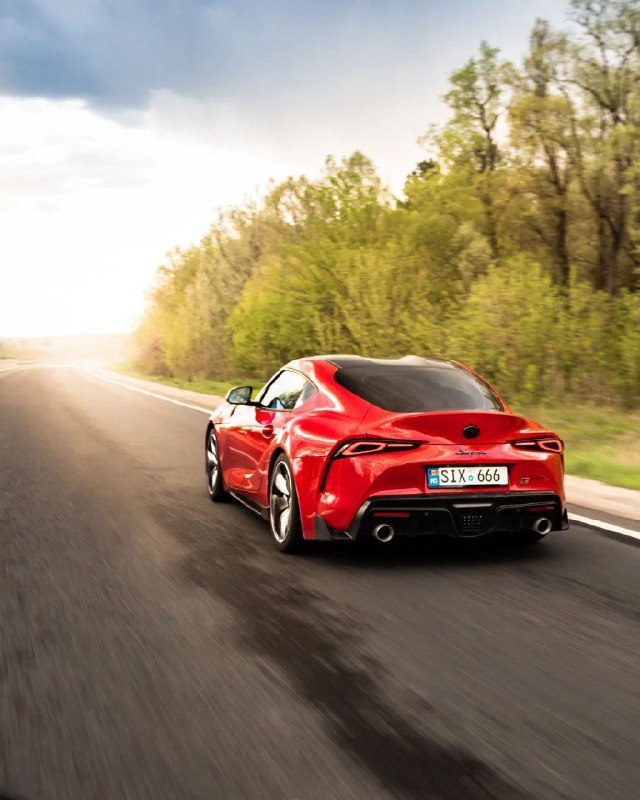 Toyota Supra 4