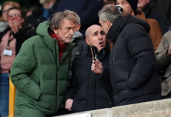منچستریونایتد | Manchester United: 👤 Simon Stone 🗞️ BBC 🚨 یونایتد پشتپرده شایعات علاقه به کارلوس بالبا رو تکذیب کرده بود و شلوغش نکرد. 🔻ولی راستش رو بخوای