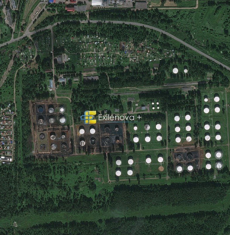 A fire is burning in occupied Berdyansk near the railway station area, according to local reports. Overnight, Ukrainian drones were active.