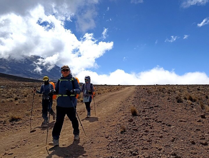 吉力馬札羅(1)-邂逅於5895M的冰川