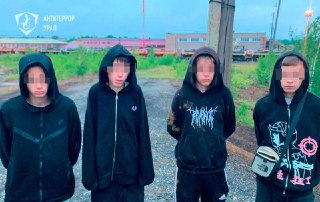 ⛓ Доброе утро. А новости недобрые — в эфире регулярная, к сожалению, рубрика «Хроника текущих репрессий». Под разговоры о борьбе с терроризмом, самой быстрорастущей категорией в реестре «террористов» и «экстремистов» стали несовершеннолетние.За последние д
