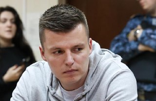 Прокурор запросила для бывшего мужа блогерши Лерчек Артёма Чекалина семь с половиной лет лишения свободы по делу о выводе более 250 миллионов рублей в ОАЭ, передает корреспондент «РИА Новости» из суда. Прокурор настаивала, что исправление Чекалина возможно