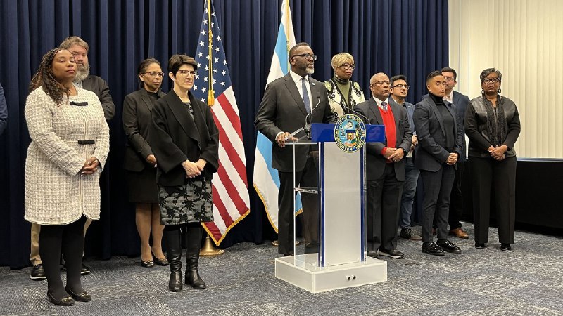 DOJ investigating Chicago Mayor Brandon Johnson