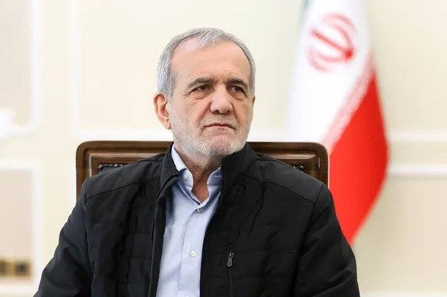 خبرپو: 🔸 پزشکیان: اختلاف‌نظر‌ها هست، اما پای وطن که می‌رسد همه کنار هم هستیم / باید برای ساختن انسان‌های توانمند تلاش کنیم + فی