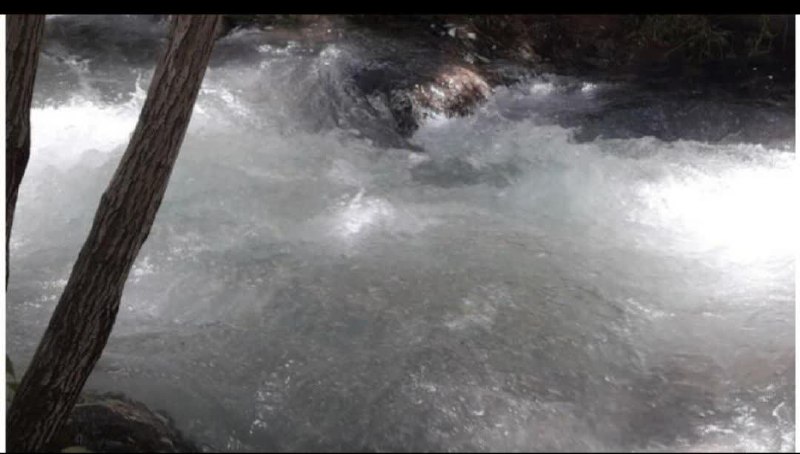موج خبر لرستان: 💦 جلوهای تماشایی از طبیعت بروجرد؛ «سراب سفید»اگر به دنبال تماشای یکی از جاذبههای طبیعی و چشمنواز لرستان هستید، «سراب