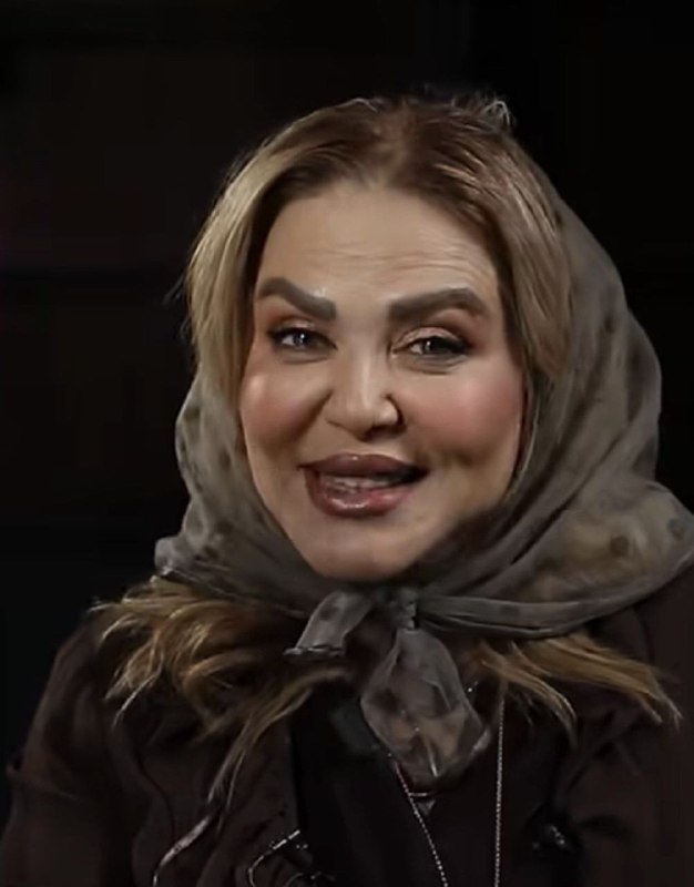 خبرلحظه ای: بهاره رهنما در ۵۲ سالگی با هزار تا عمل خودشو اینشکلی کرده!🔖 @khabare_lahzeiبهاره رهنما در ۵۲ سالگی با هزار تا عمل خودشو 