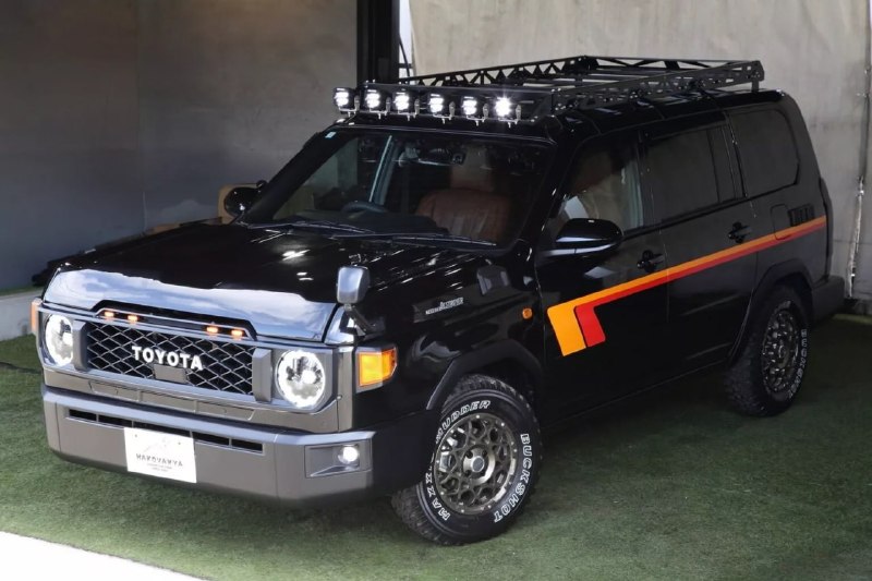 Японцы сделали Крузак из бюджетного универсала — Toyota Probox превратили в нечт