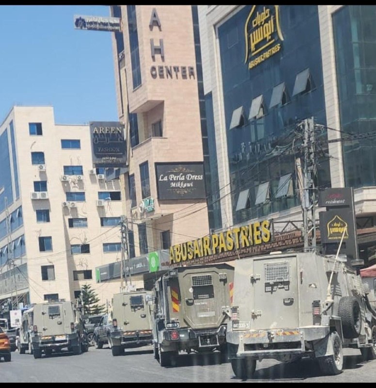 מעקב אחר היבט של נוכחות כוחות הכיבוש מול אבו סר סוויטס באזור אח'ר רפידיה.