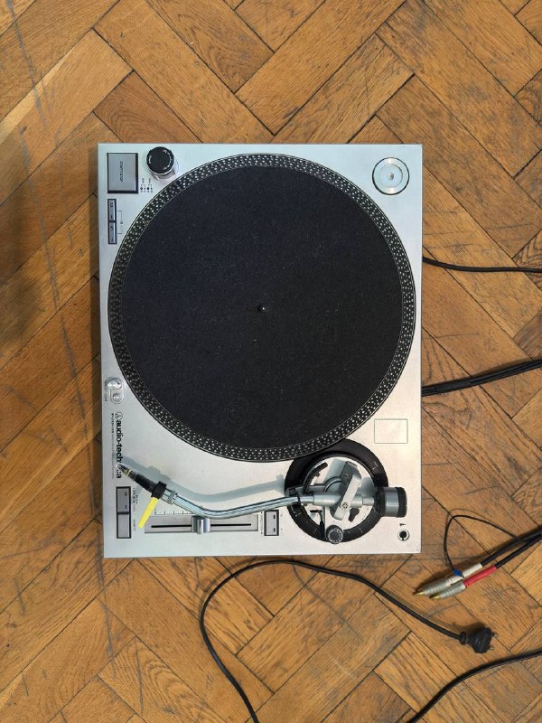 Продам Audio Technica AT-LP120-USB + Ortofon Concorde — фото 1