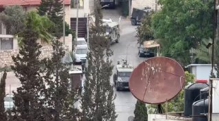 כוחות הכיבוש ממשיכים להסתער על סביבת בית החולים הלאומי בשכם