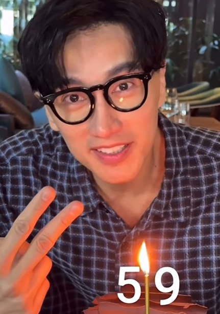 Как ему 60, а он выглядит на 30? Разбираем систему молодости 4