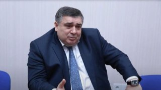 ⚡️ Экс-главу и членов азербайджанской диаспоры на Урале приговорили к длительным срокам по делам об убийствах 20-летней давности. В Азербайджане все еще «зеркально» удерживают 11 россиян по обвинению в «создании ОПГ»Кировский суд Екатеринбурга приговорил с