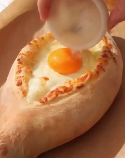 Хачапури по аджарски Ингредиенты Теплое молоко- 250мл Теплая вода -100мл Сахар -1 ст.л Дрожжи-8гр Мука-500гр Соль-0.5 ч.л Растительное масло-2ст.л ... - изображение 1 - масло, telegram, view