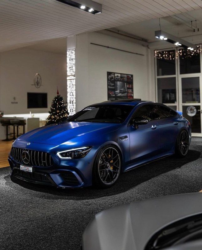 Mercedes-AMG GT63 S 5