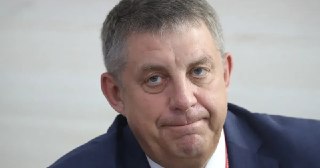 💬 Губернатор фри. Глава депрессивной Брянщины и картофелевод Богомаз столь стремительно пересел в Госдуму, что регион успел попрощаться с ним только в соцсетяхЗа 12 лет руководства Богомаза областью если и не погрузили ее в кромешную депрессию, то уж точно