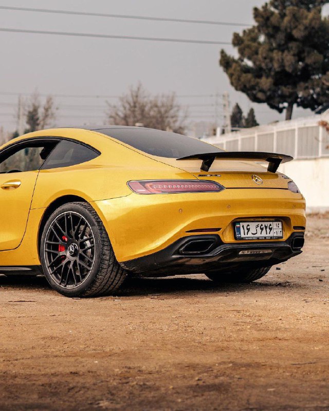 Mercedes-Benz AMG GT S 2