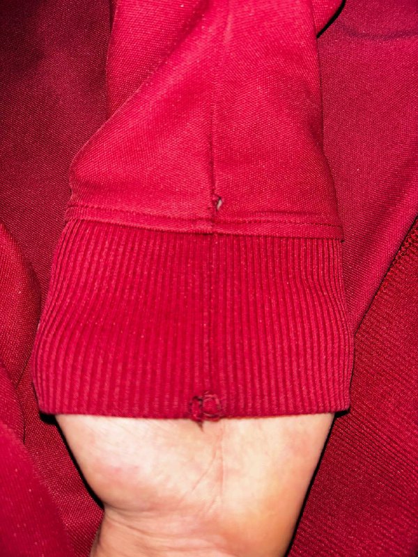 Описание: продам олимпийку fred perry размер (м) состояние вполне хорошее есть минус потертость на р... - фотография - 1