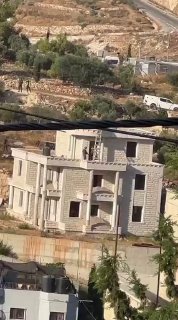דחוף: כוחות הכיבוש בליווי רכבי הריסה מסתערים על היישוב נחלין ממערב לבית לחם כדי לבצע פעולות הריסה