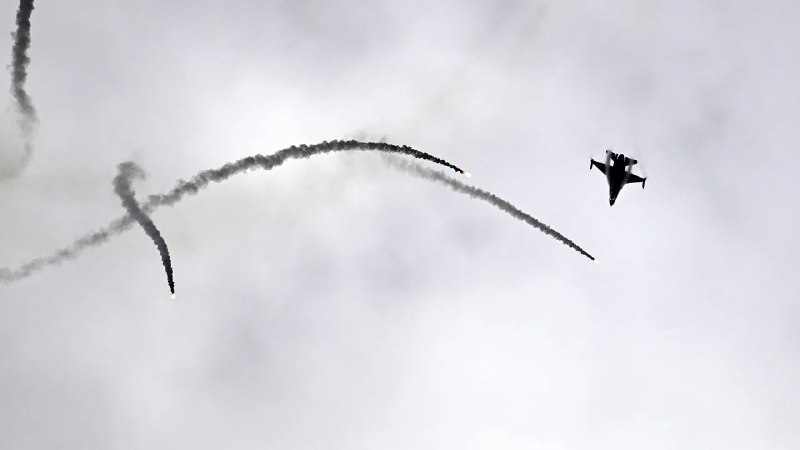 ורשה לא הכירה במחסור בטייסים ל-F-16 משרד ההגנה הלאומי הפולני לא אישר מידע על המחסור בטייסים למטוסי F-16, וכ…