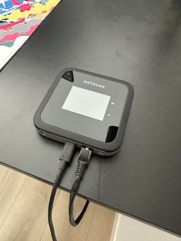 Продаю роутер NETGEAR Nighthawk M6 — фото 1