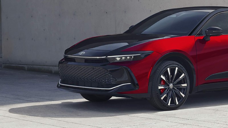 Toyota Crown's Changes For 2027 Could Push More Buyers To LexusToday, June 13th,