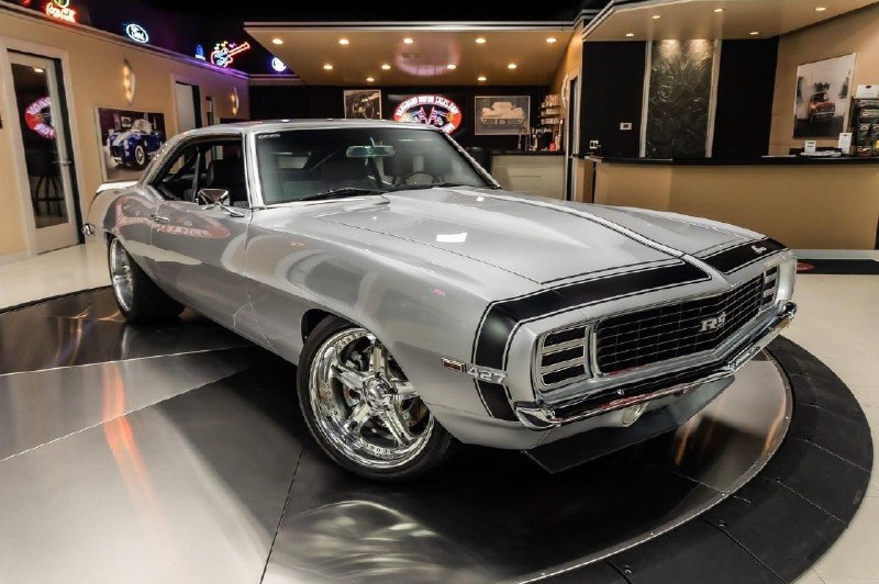 1969 Chevrolet Camaro Restomod LS 427ci V8