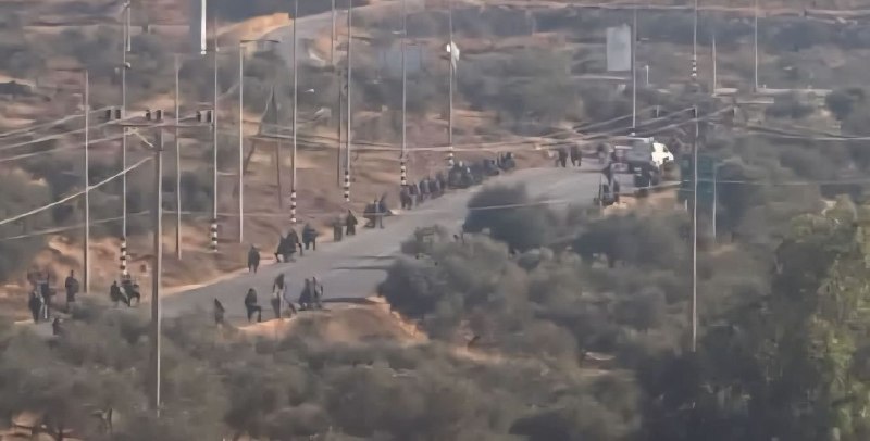כוח גדול של צבא הכיבוש הסתער על הכפר קסרה שמדרום מזרח לשכם ואילץ בעלי חנויות לסגור אותן.