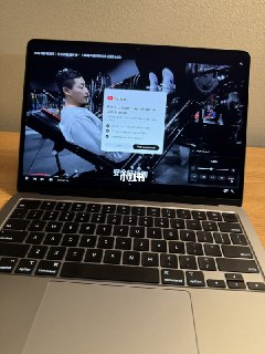 美国抢钱已经完全疯了 🇺🇸虽然用不太到，但是今天发现如果开3倍速要收费。我只能再一次感叹病的不轻🤮#YouTube #美国病人 #美国生活热门评论:▸ 匿名: spotify甚至切歌都要花钱，我真服了，下次建议调整音量也需要会员资格[鄙视R]▸ 匿名: 而且我觉得YouTube广告还挺多的▸ 匿名: 其实国内的平台也经常被吐槽，但通常大家都是一起骂平台吃相难看。不像yt ，还有卫道士。[偷笑R]▸ 匿名: 我有一计：1倍速播放要premium才行[笑哭R]不充会员就让你只能3倍速看[doge]▸ 匿名: b