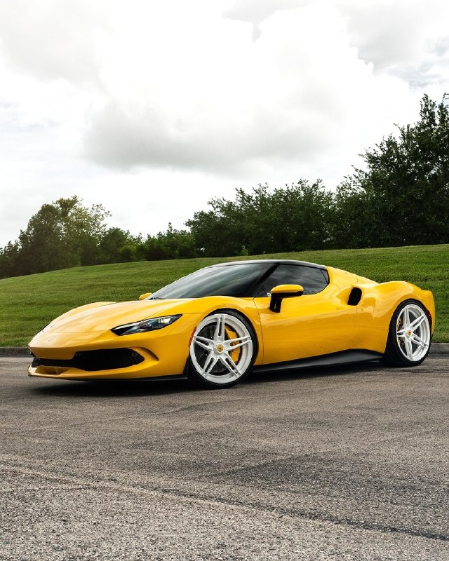 Ferrari 296 GTB 8