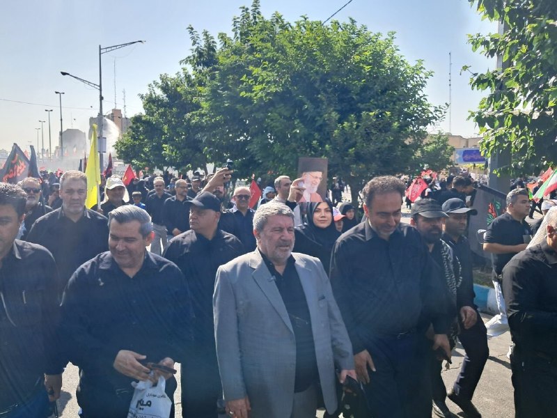 העולם צופה בהערכת האומה האיראנית למנהיג ההרוג