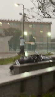 It claimed the life of one person and injured 163 others.. Circular scenes of Typhoon Champi in Taiwan, which caused the suspension of work and studies and the cancellation of flights.